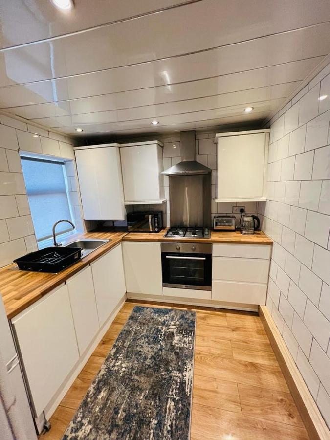 Luxurious Modern House In Anfield! Close To Lfc, Efc, City Centre!!! Liverpool Buitenkant foto