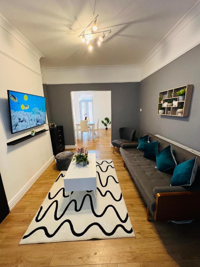Luxurious Modern House In Anfield! Close To Lfc, Efc, City Centre!!! Liverpool Buitenkant foto