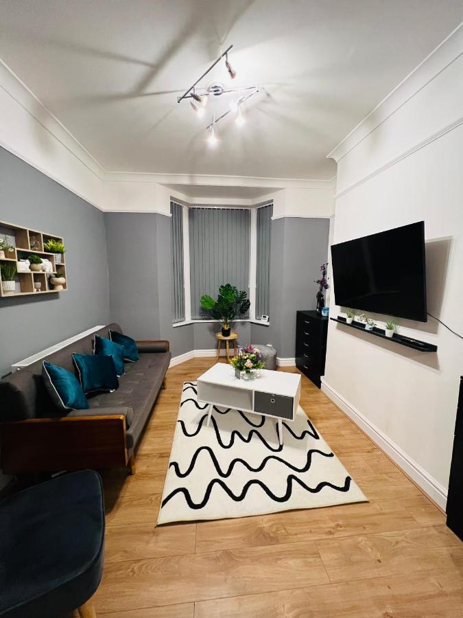 Luxurious Modern House In Anfield! Close To Lfc, Efc, City Centre!!! Liverpool Buitenkant foto