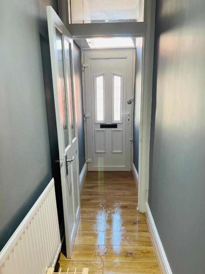 Luxurious Modern House In Anfield! Close To Lfc, Efc, City Centre!!! Liverpool Buitenkant foto